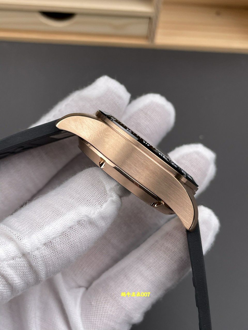 BLS  IWC Pilot  series IW388309 watches  / WG668