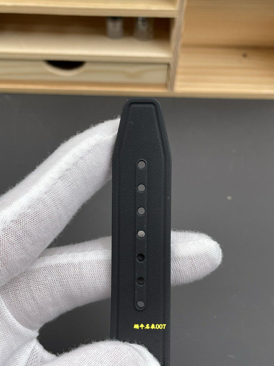 BLS  IWC Pilot  series IW388309 watches  / WG668