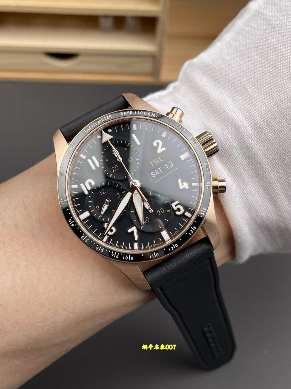 BLS  IWC Pilot  series IW388309 watches  / WG668