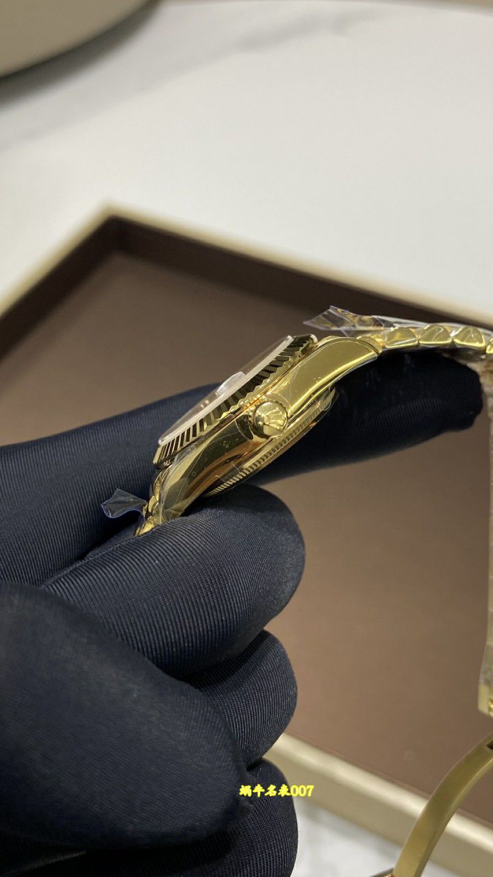 A+31mm Snake Year Limited Edition Gradient Red  Rolex Datejust  Women watch278289RBR-0028，278278-0049，M278288RBR-0041 / R1027