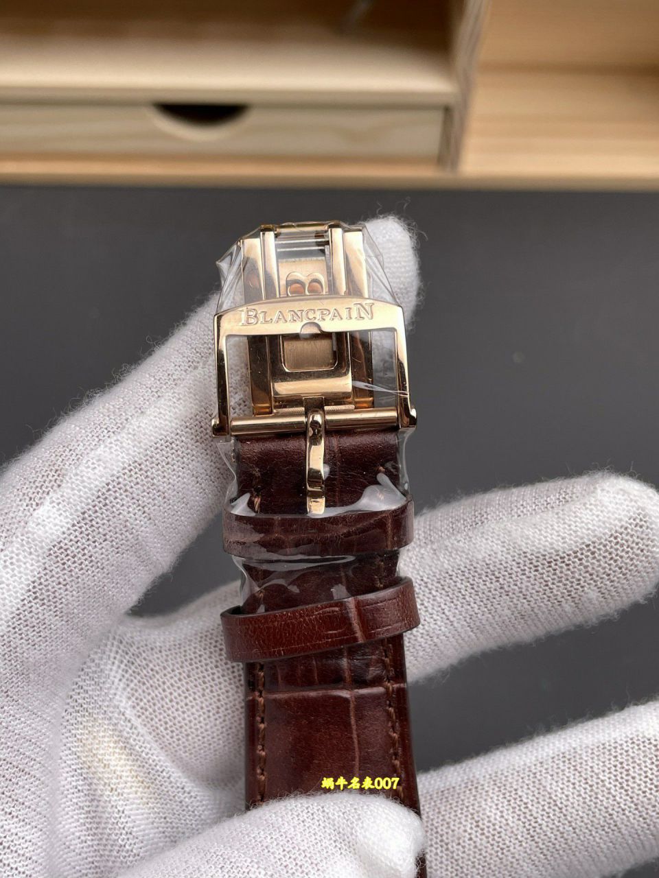 APS Factory  Blancpain classic series  TOP replica  watch6654-3642-55B watches  / BP083