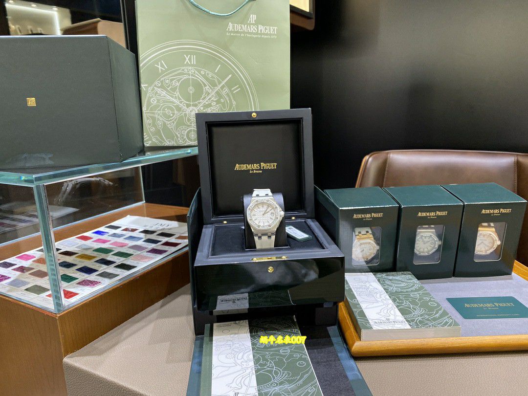  Ultra-high-end  Rare Original Quality   Real Diamond  Women watch Audemars Piguet Royal Oak  Offshore  replica 67540OK.ZZ.D010CA.01 watches  / AP367