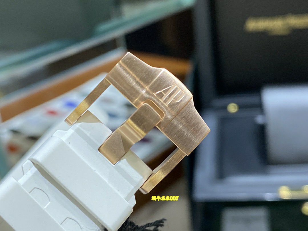  Ultra-high-end  Rare Original Quality   Real Diamond  Women watch Audemars Piguet Royal Oak  Offshore  series 67540SK.ZZ.A010CA.01 watches  / AP366