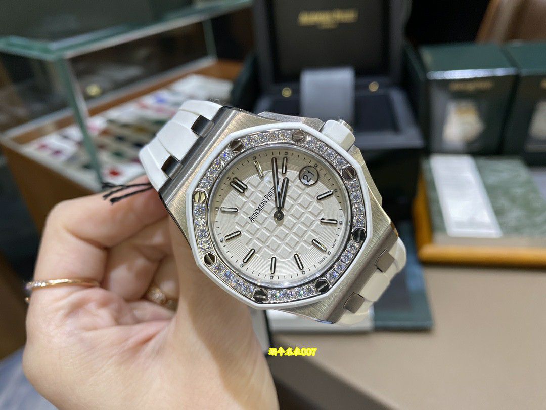  Ultra-high-end  Rare Original Quality   Real Diamond  Women watch Audemars Piguet Royal Oak  Offshore  series 67540SK.ZZ.A010CA.01 watches  / AP366