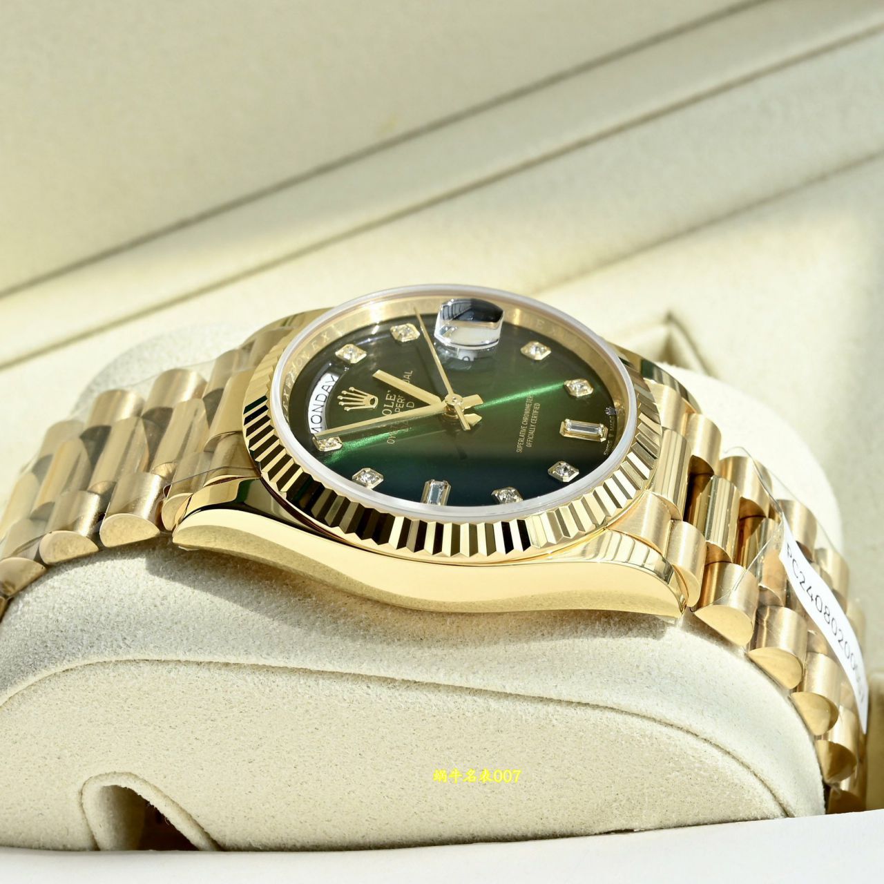  Video review  Ultra-high-end  Gold-plated Rolex Day-Date 绿松石m128238-0071 watches  / R1037