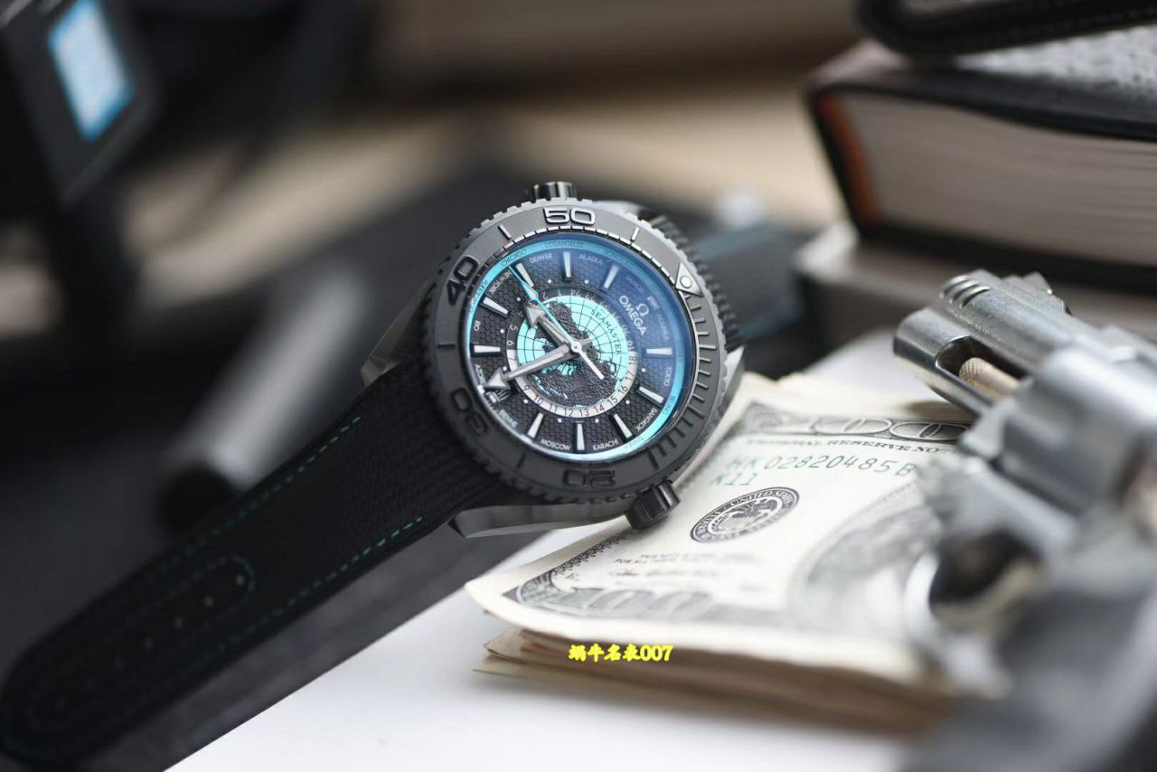 VS Omega Seamaster  planet ocean 600 meters  World Time  series 215.92.46.22.01.007 watches  / VS835