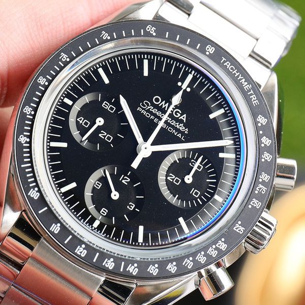 OM Omega Speedmaster  Professional Moonwatch  310.30.42.50.01.002 watches 