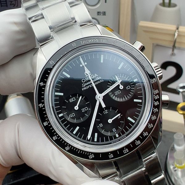 OM  Omega Speedmaster  series 310.30.42.50.01.001 watches 