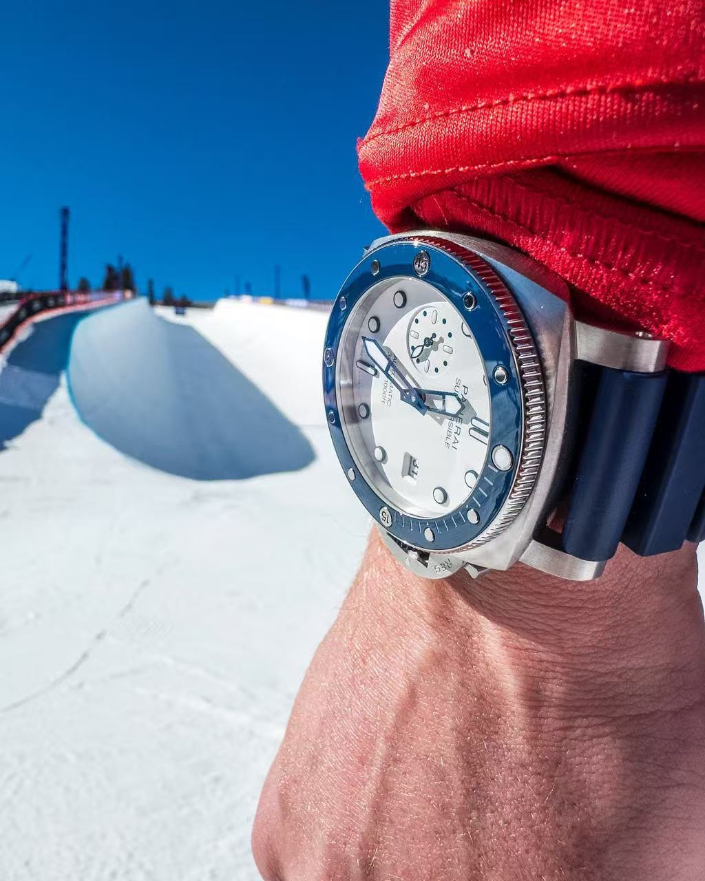  Video review Panerai Submarine series PAM01696 watches  / VSPAM01696