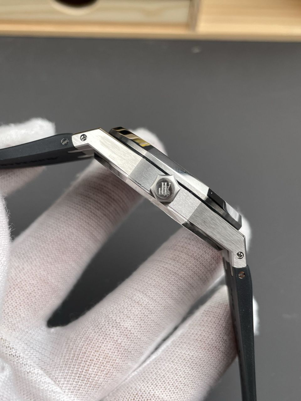 APS Factory  Ultimate Edition Audemars Piguet Royal Oak  series 15500ST.OO.1220ST.03 watches  / AP375