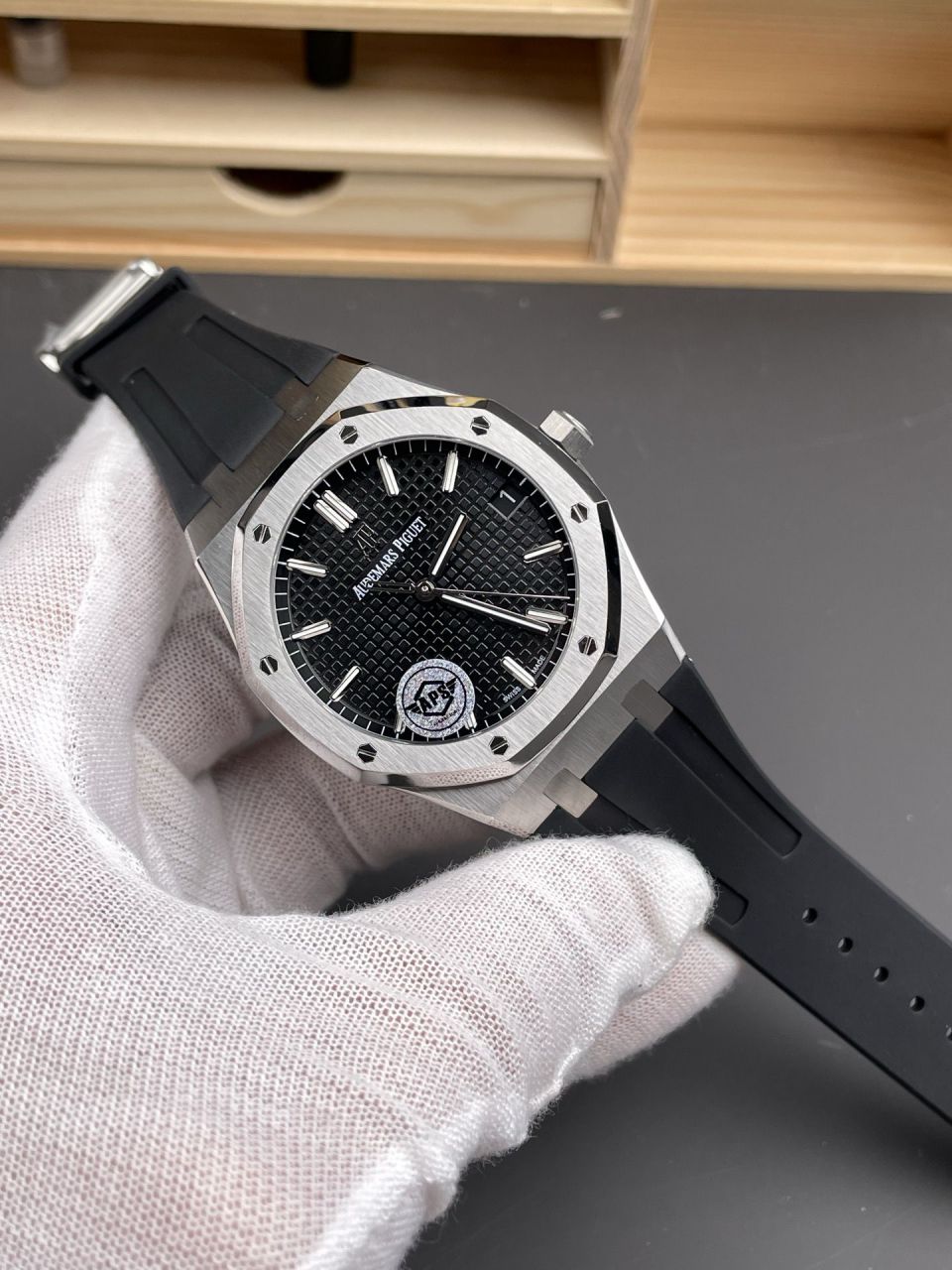 APS Factory  Ultimate Edition Audemars Piguet Royal Oak  series 15500ST.OO.1220ST.03 watches  / AP375