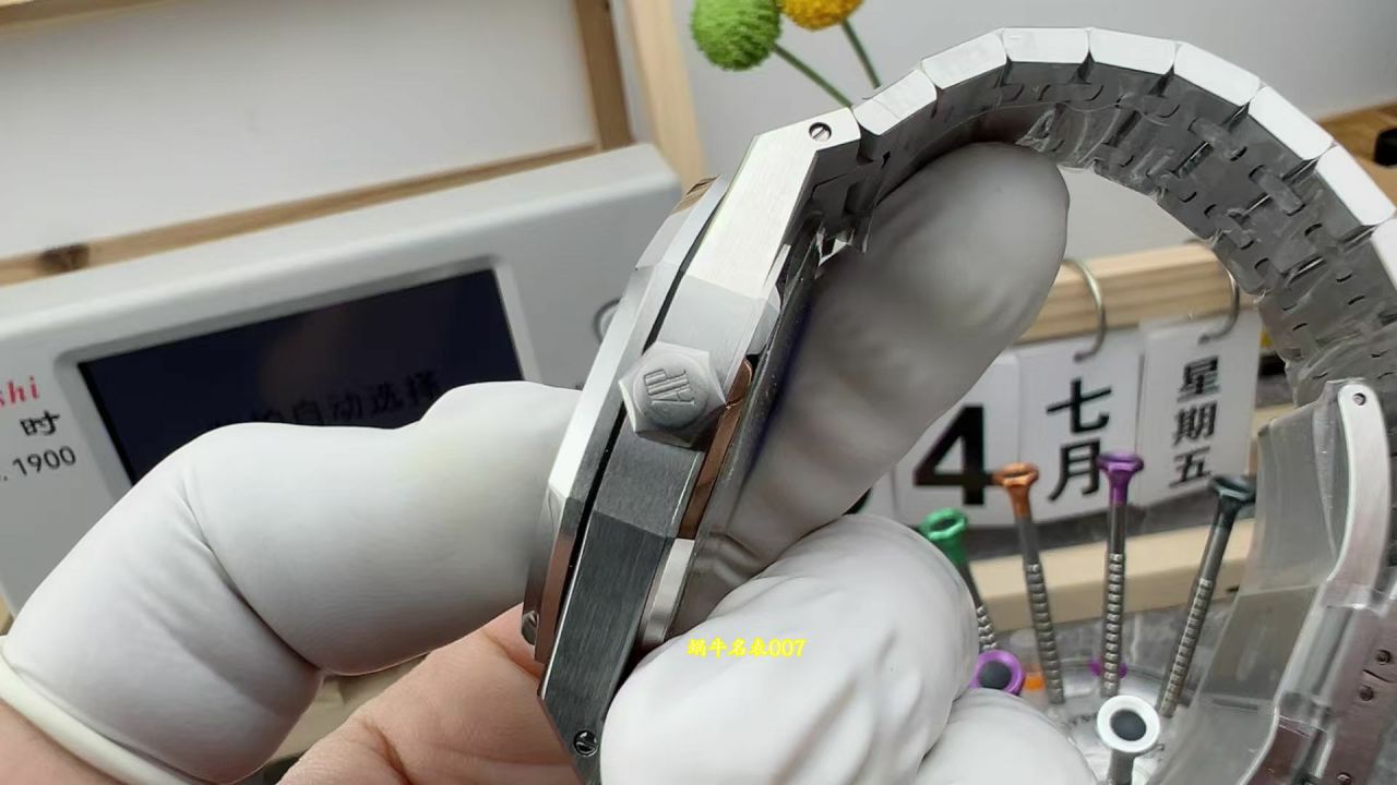 APS Factory Audemars Piguet Royal Oak   replica  watch15500ST.OO.1220ST.03 watches  / AP372