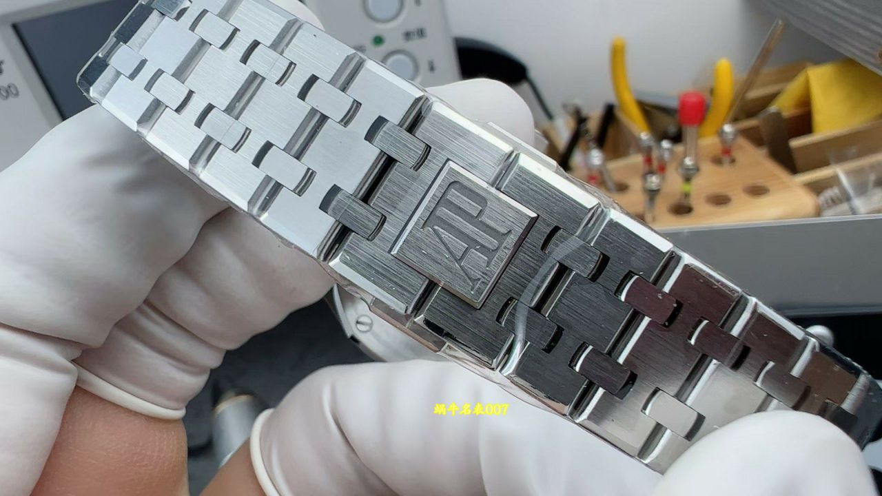 APS Factory  Customized movement Audemars Piguet Royal Oak  series 15451ST.ZZ.1256ST.03 watches  / AP379