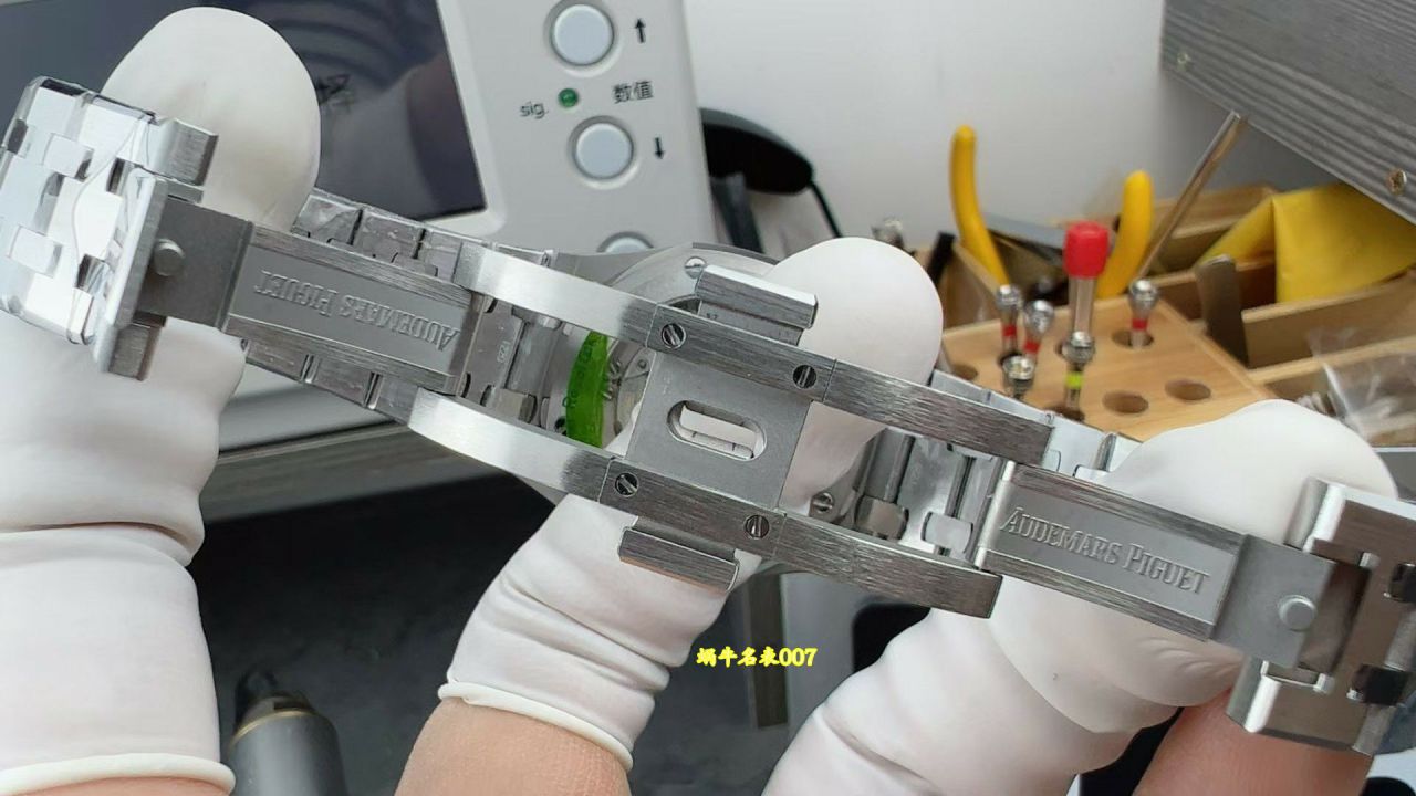 APS Factory  Customized movement Audemars Piguet Royal Oak  series 15451ST.ZZ.1256ST.03 watches  / AP379