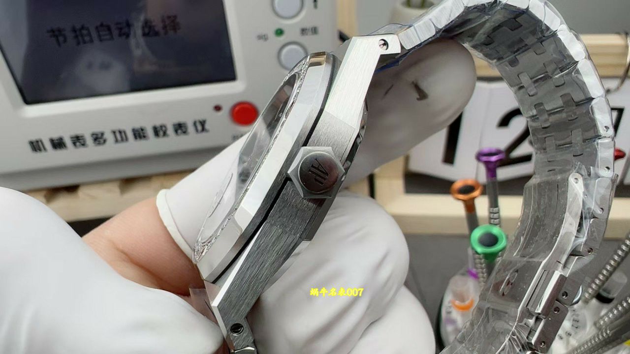 APS Factory best replica  watch Audemars Piguet Royal Oak  series 15451ST.ZZ.1256ST.01 watches  / AP380