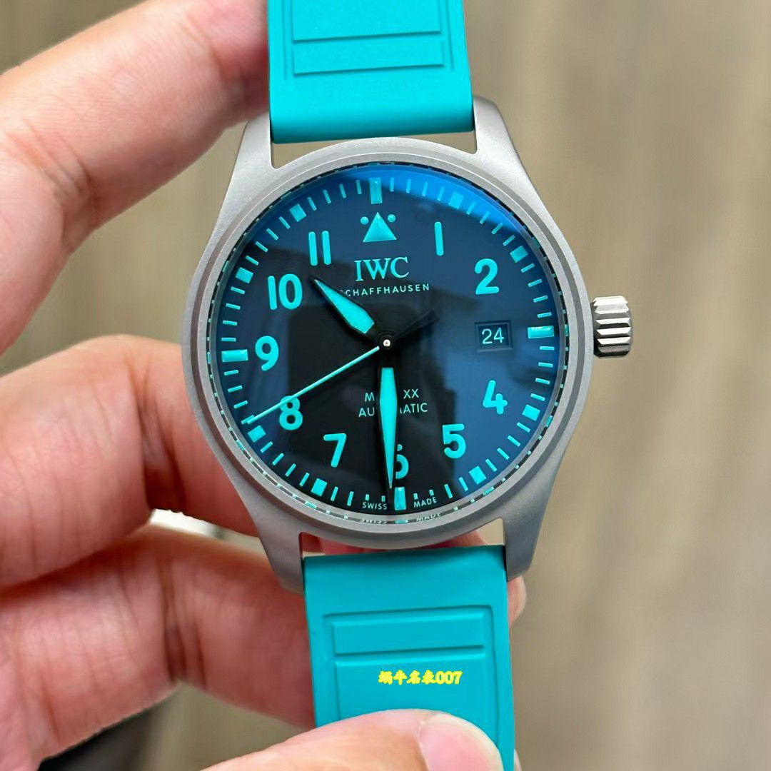 M+ Factory IWC TOP replica  watch Pilot  series IW328210(梅赛德斯-AMG马石油F1™车队 Special Edition ) / IW670