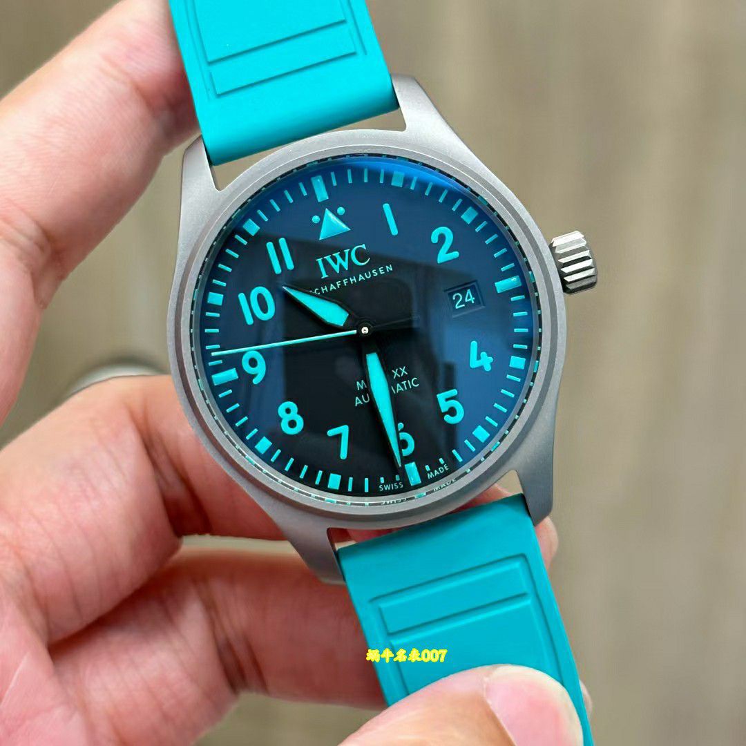 M+ Factory IWC TOP replica  watch Pilot  series IW328210(梅赛德斯-AMG马石油F1™车队 Special Edition ) / IW670