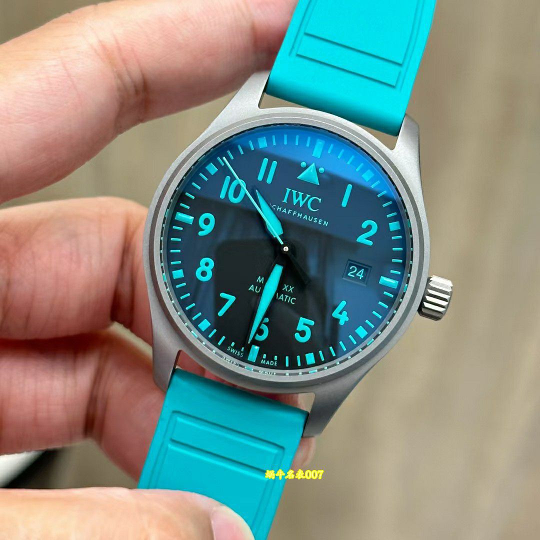 M+ Factory IWC TOP replica  watch Pilot  series IW328210(梅赛德斯-AMG马石油F1™车队 Special Edition ) / IW670