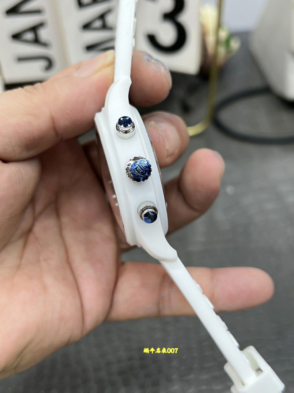 TPS IWC  Pilot  series IW389105 watches (“ Lake Tahoe ” Special Edition ) / IW672