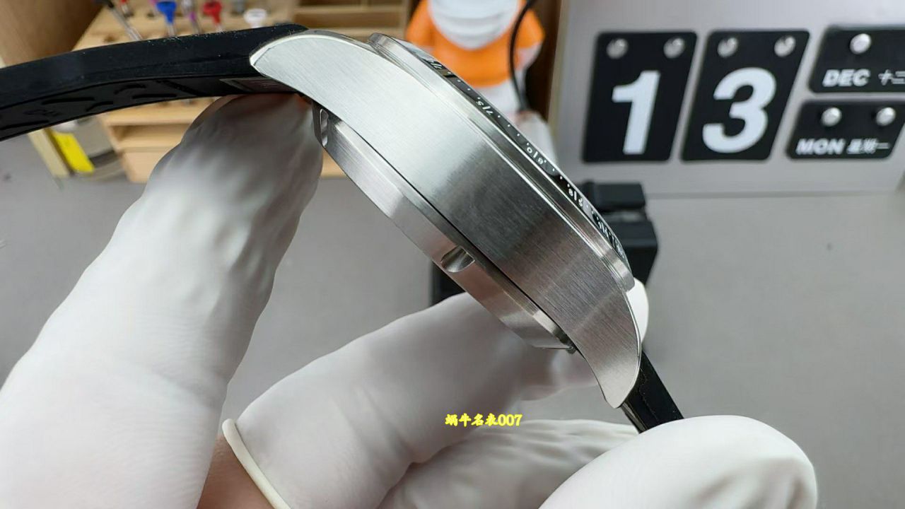 BLS Factory  IWC Pilot Watch AMG replica  watch IW388305 watches  / IW687