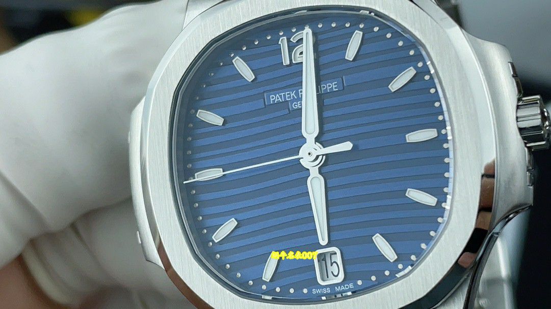 3k women  Patek Philippe Aquanaut Collection  series 7118/1A-001 watches ( Nautilus ) / BD530