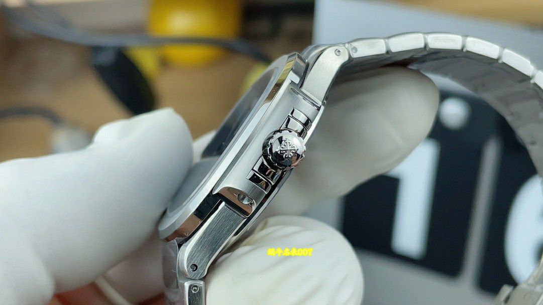 3k women  Patek Philippe Aquanaut Collection  series 7118/1A-001 watches ( Nautilus ) / BD530