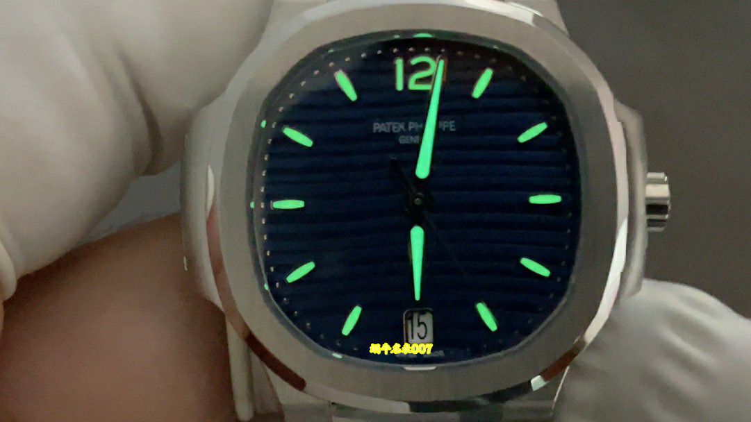 3k women  Patek Philippe Aquanaut Collection  series 7118/1A-001 watches ( Nautilus ) / BD530