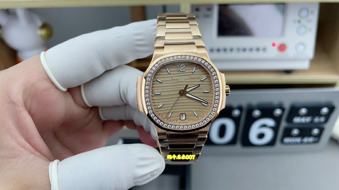 3K Factory Patek Philippe Nautilus TOP replica  Women watch 7118/1200R-010 watches  / BD531