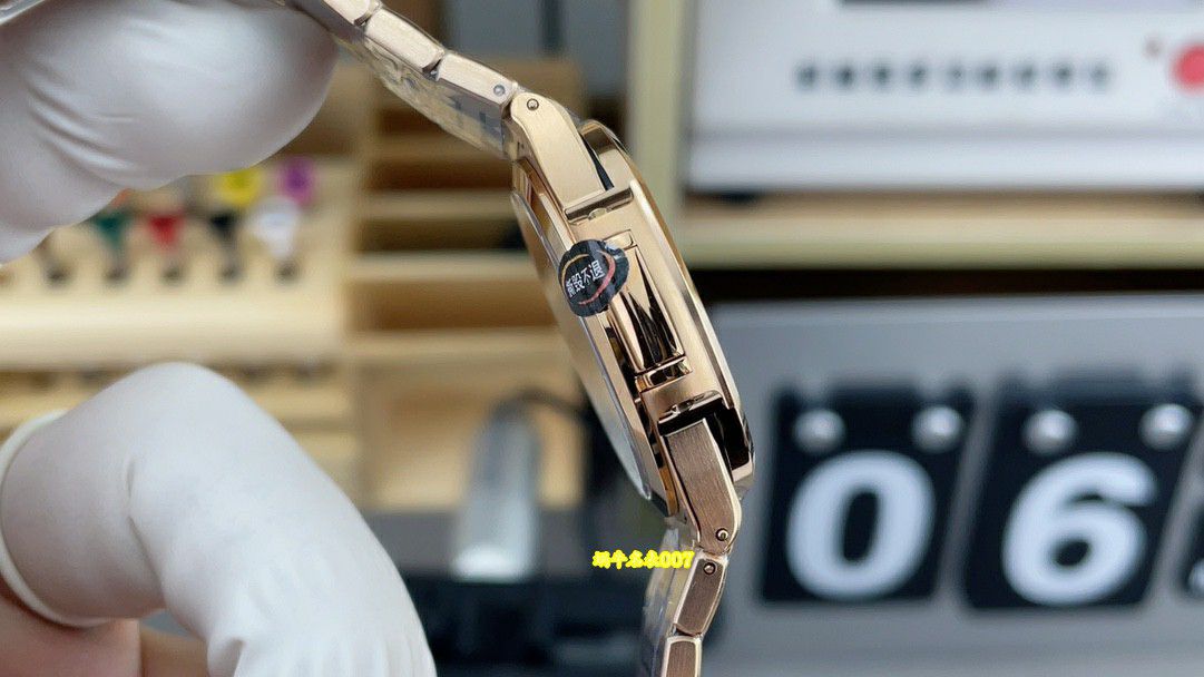 3K Factory Patek Philippe Nautilus TOP replica  Women watch 7118/1200R-010 watches  / BD531