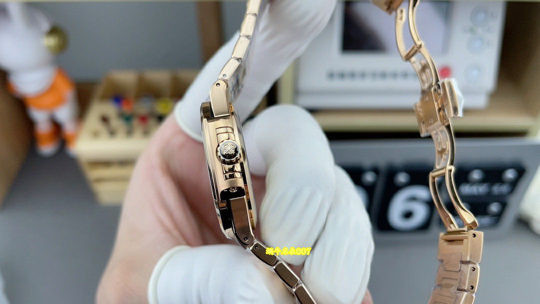 3K Factory Patek Philippe Nautilus TOP replica  Women watch 7118/1200R-010 watches  / BD531