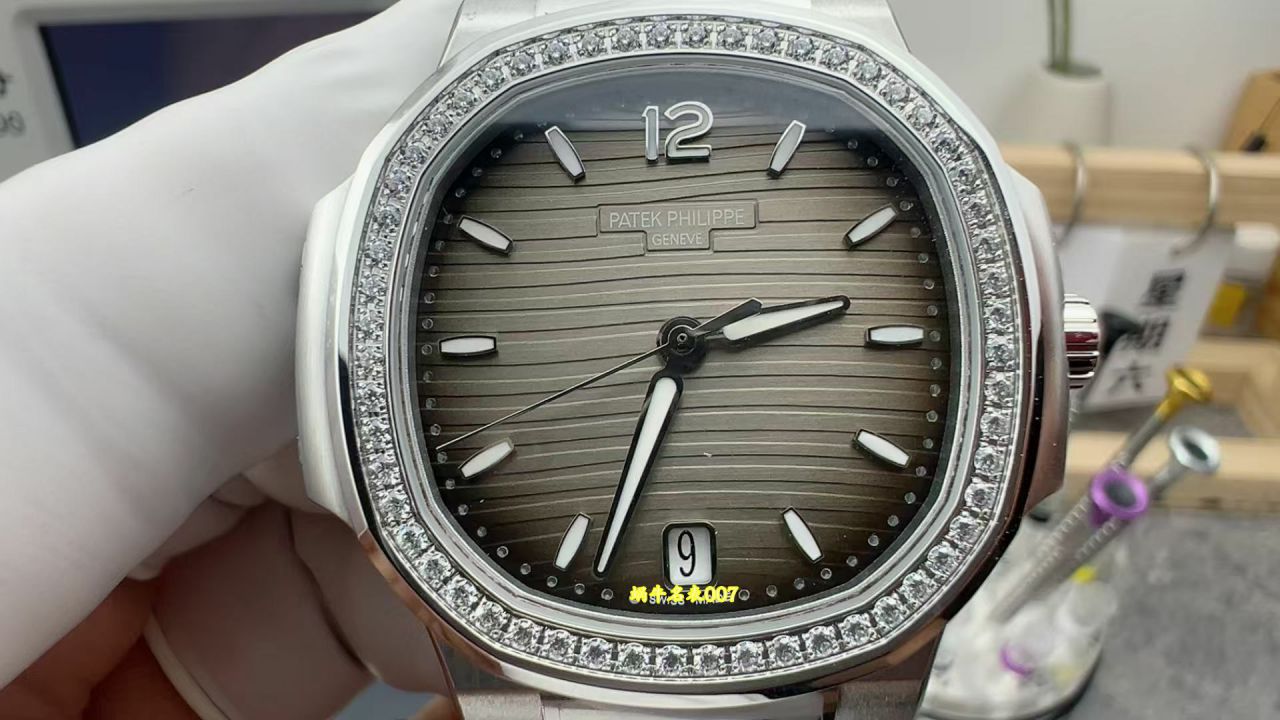 3K Patek Philippe Aquanaut Collection  Nautilus  Women watch 7118/1200A-011 watches  / BD532