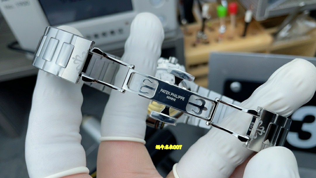 3K Factory  Customized movement Patek Philippe women   Nautilus  replica  watch 7118/1200A-001 watches  / BD533