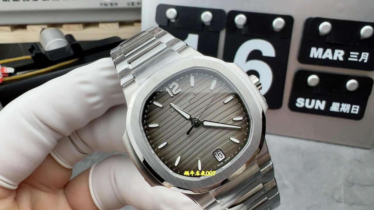 3K Factory  Customized movement Patek Philippe women   Nautilus  replica  watch 7118/1200A-001 watches  / BD533