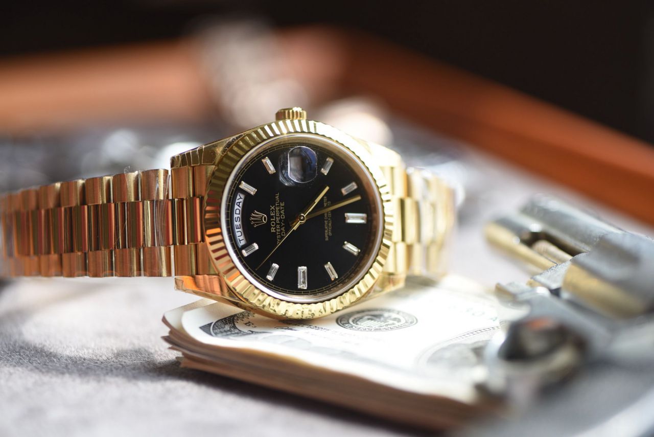 视频评测VS厂182 克 配重版顶级复刻劳力士星期日历型系列m228235-0025腕表 /  