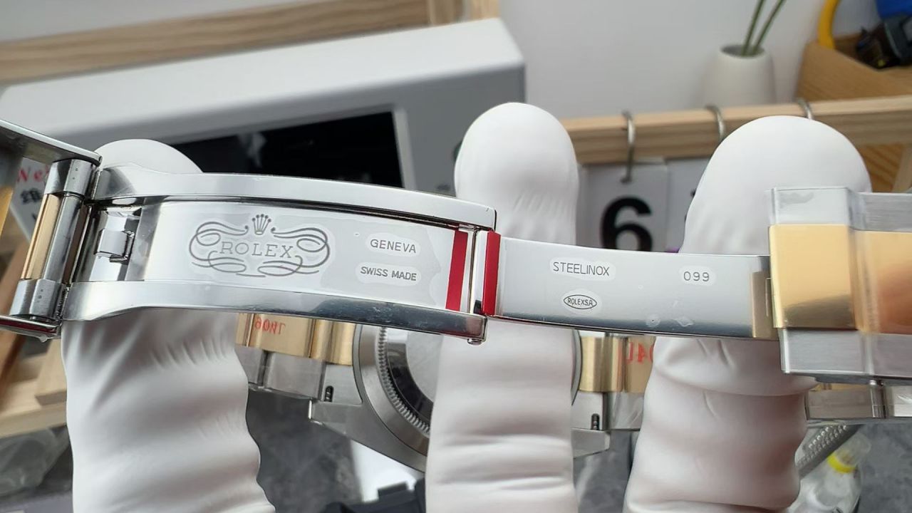 视频评测VS厂V2配重170克+劳力士潜航者型间金蓝水鬼顶级复刻m126613lb-0002腕表 /  