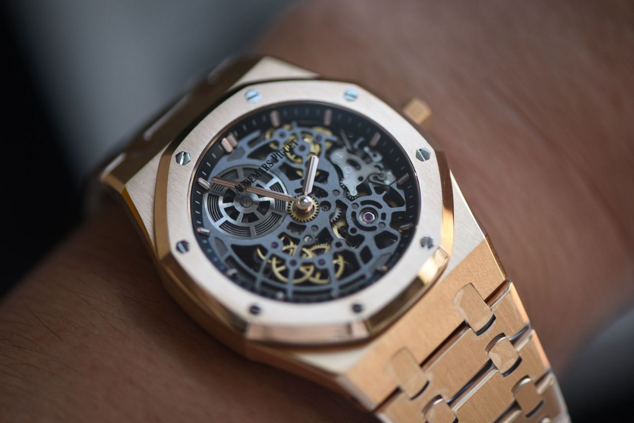 视频评测ZF厂爱彼皇家橡树顶级复刻手表16204OR.OO.1240OR.03，16204ST.OO.1240ST.01腕表 /  