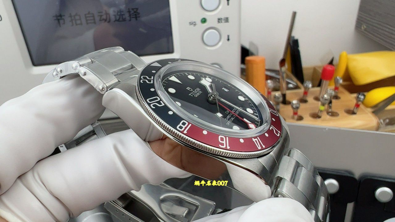 ZF帝舵碧湾系列M79830RB-0001复刻腕表(碧湾可乐圈) /  