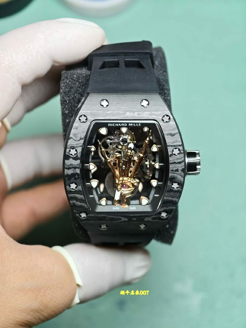 理查德米尔rm066金手指陀飞轮 高端私人定制 发货实拍 碳纤维 蓝宝水晶都可以定制 