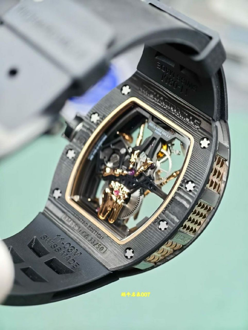 理查德米尔rm066金手指陀飞轮 高端私人定制 发货实拍 碳纤维 蓝宝水晶都可以定制 