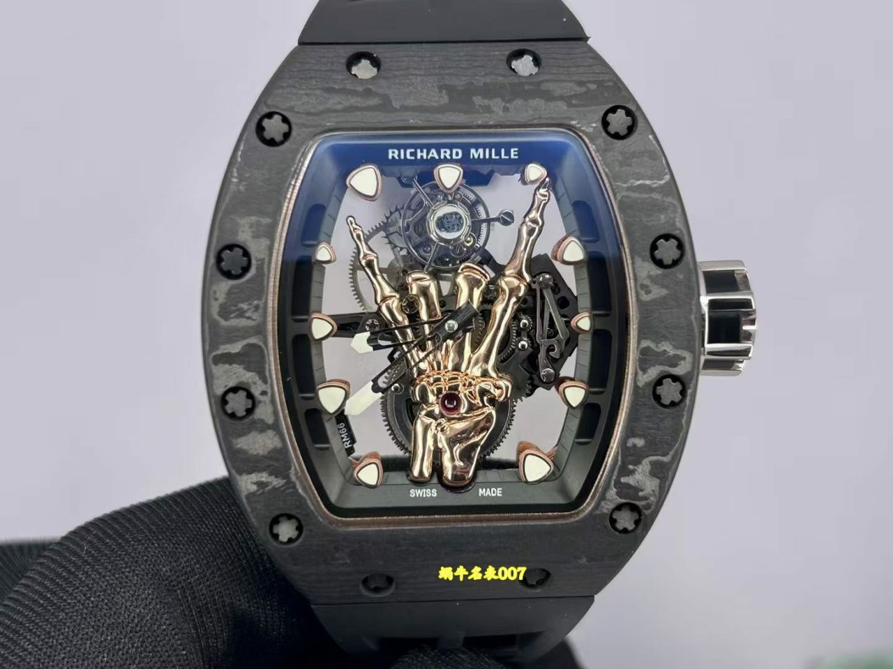 理查德米尔rm066金手指陀飞轮 高端私人定制 发货实拍 碳纤维 蓝宝水晶都可以定制 