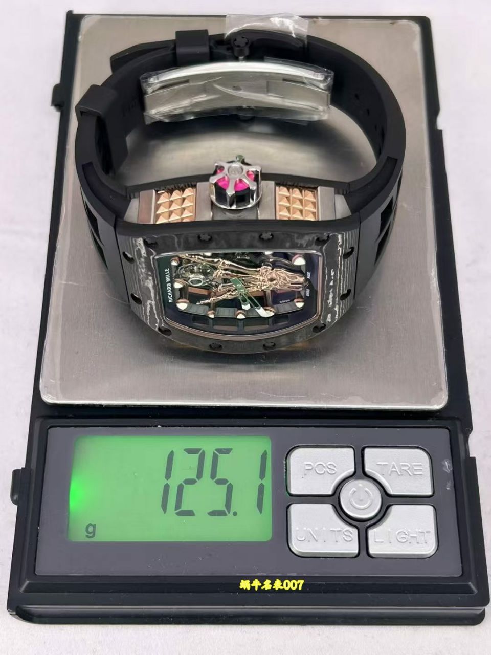 理查德米尔rm066金手指陀飞轮 高端私人定制 发货实拍 碳纤维 蓝宝水晶都可以定制 